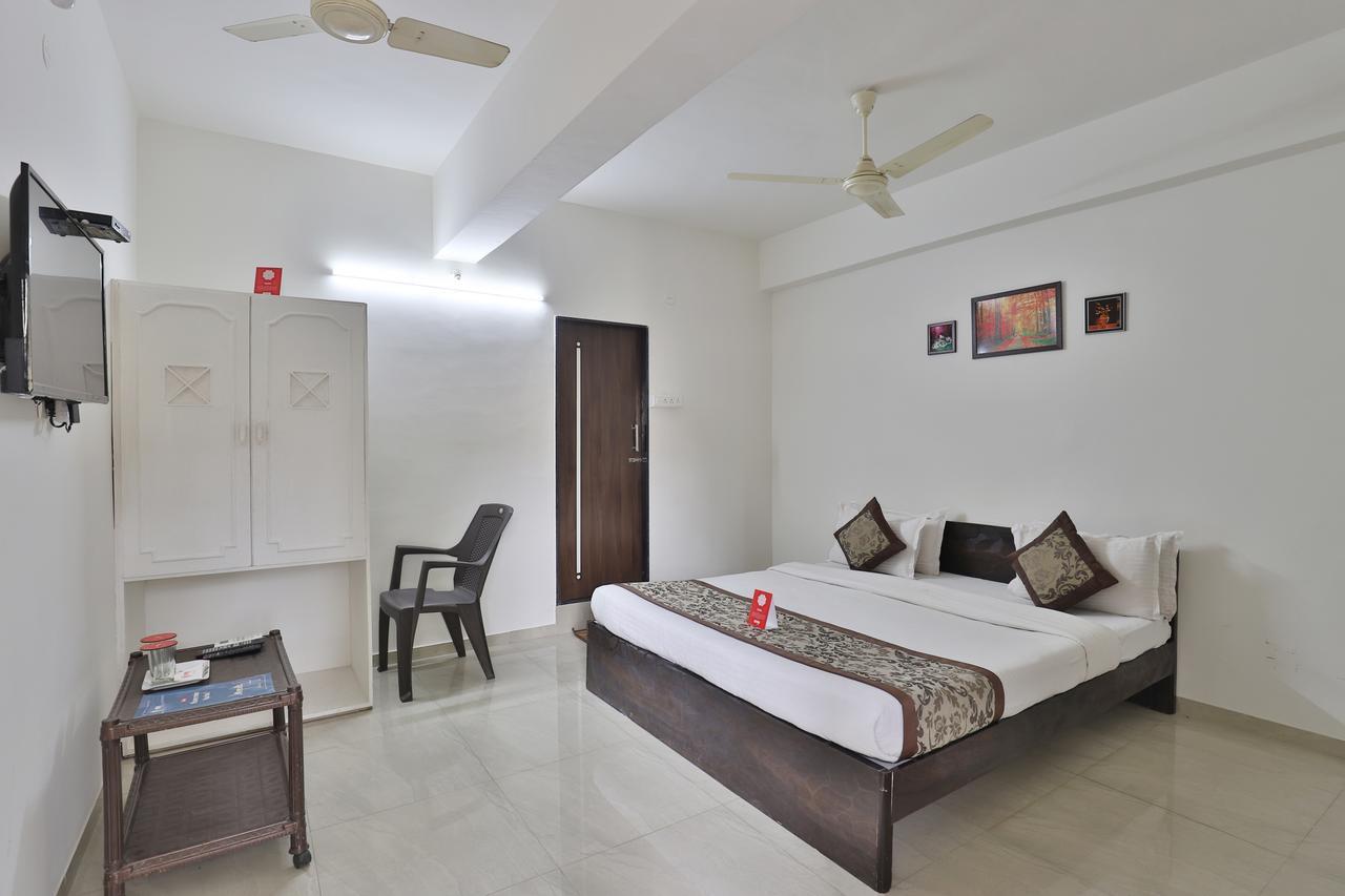 Nova Hotel Star Palace Rajkot Luaran gambar