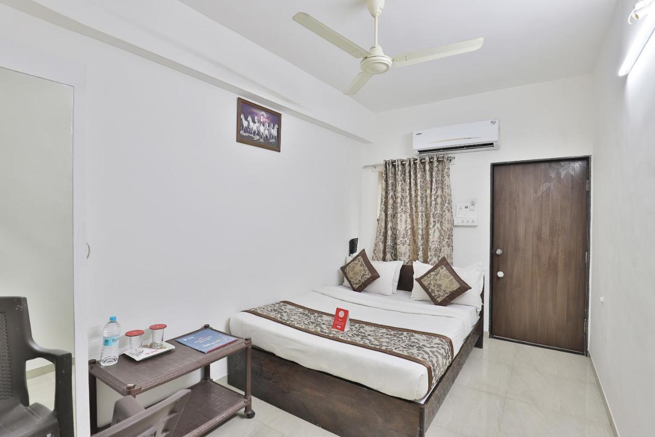 Nova Hotel Star Palace Rajkot Luaran gambar